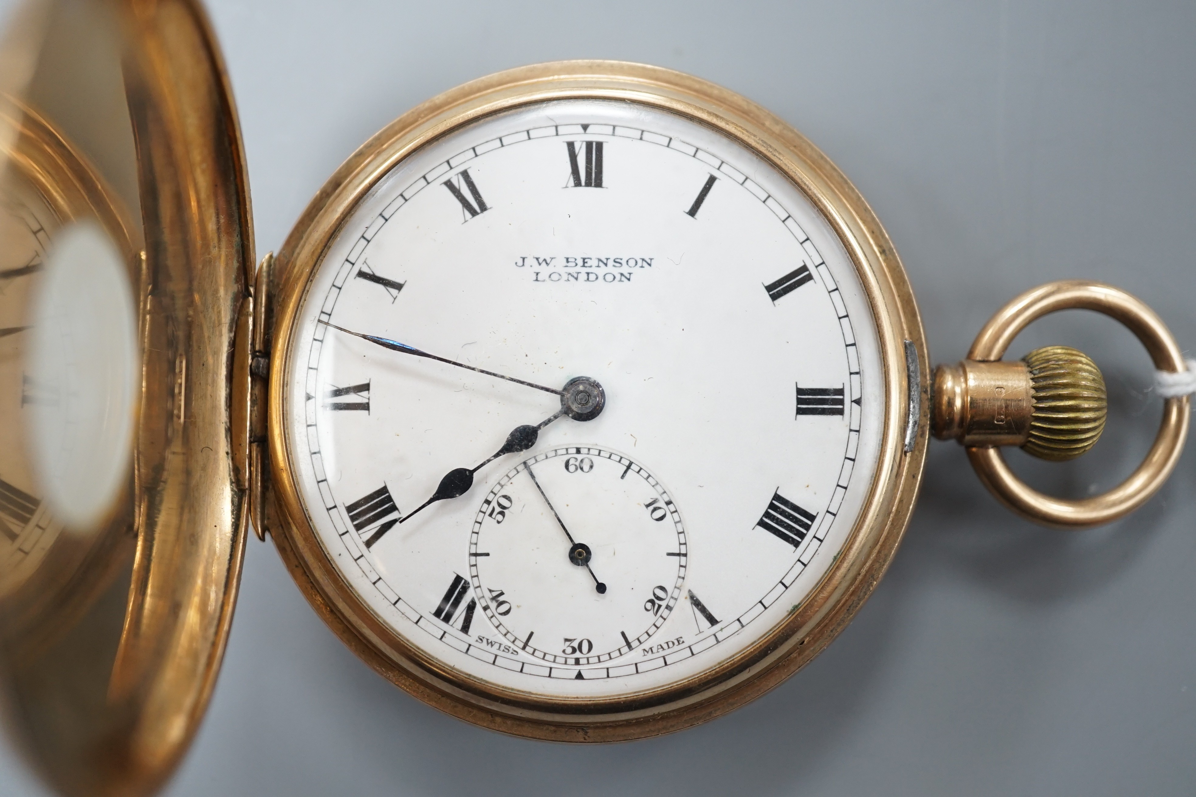 A George V J.W. Benson 9ct gold keyless lever half hunter pocket watch, with Roman dial and subsidiary seconds, case diameter 48mm